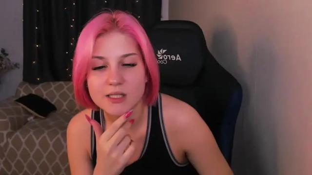 Image 12 of daramoora Stream on Chaturbate on 13 months ago