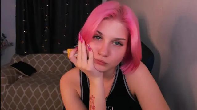 Image 4 of daramoora Stream on Chaturbate on 13 months ago