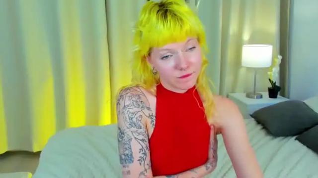 Image 11 of darcy_berglind Stream on Chaturbate on 18 months ago