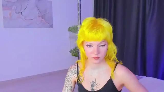 Image 11 of darcy_berglind Stream on Chaturbate on 18 months ago