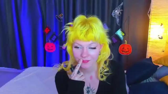 Image 12 of darcy_berglind Stream on Chaturbate on 19 months ago