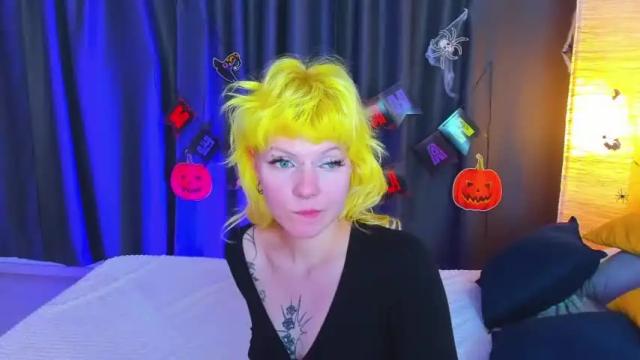 Image 8 of darcy_berglind Stream on Chaturbate on 19 months ago
