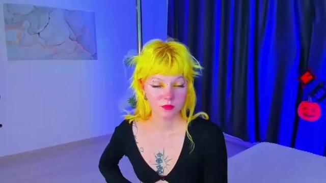 Image 10 of darcy_berglind Stream on Chaturbate on 19 months ago