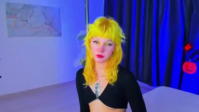 Image 2 of darcy_berglind Stream on Chaturbate on 19 months ago