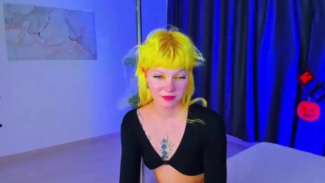 Image 8 of darcy_berglind Stream on Chaturbate on 19 months ago