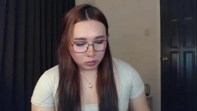 Image 12 of darcy_world Stream on Chaturbate on 3 months ago