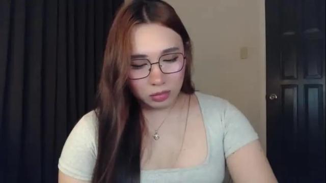 Image 2 of darcy_world Stream on Chaturbate on 3 months ago