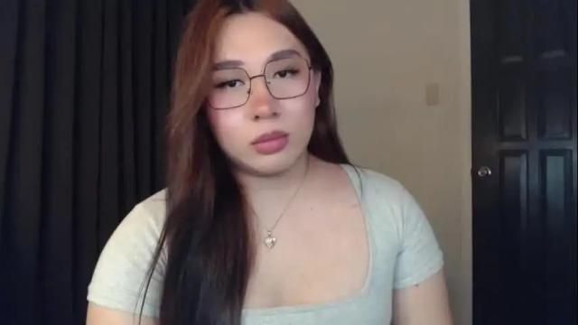 Image 3 of darcy_world Stream on Chaturbate on 3 months ago