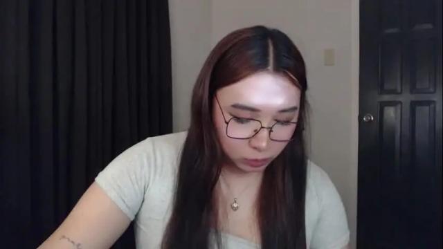 Image 10 of darcy_world Stream on Chaturbate on 3 months ago