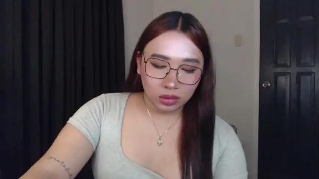 Image 6 of darcy_world Stream on Chaturbate on 3 months ago