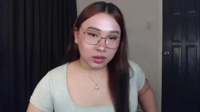Image 8 of darcy_world Stream on Chaturbate on 3 months ago