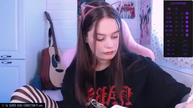 Image 6 of darcyie1ove Stream on Chaturbate on 17 months ago