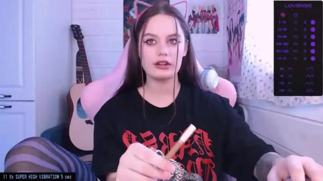 Image 4 of darcyie1ove Stream on Chaturbate on 16 months ago