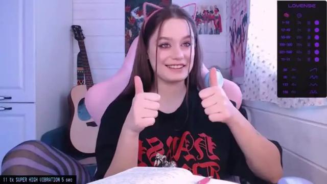 Thumbnail 2, darcyie1ove's Stream at Chaturbate, 16 months ago