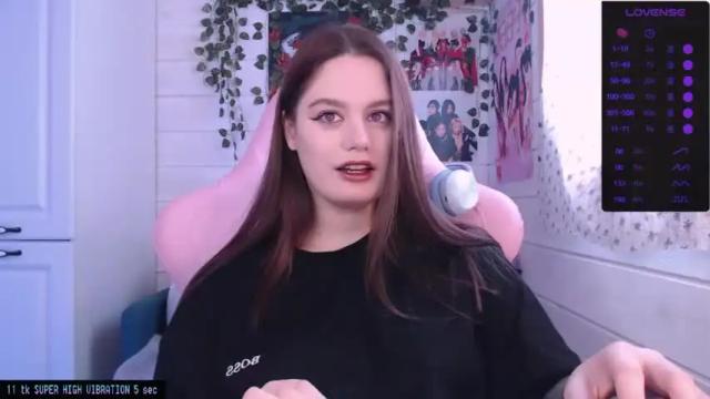 Image 11 of darcyie1ove Stream on Chaturbate on 16 months ago
