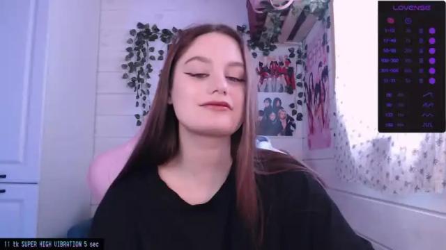 Image 12 of darcyie1ove Stream on Chaturbate on 16 months ago