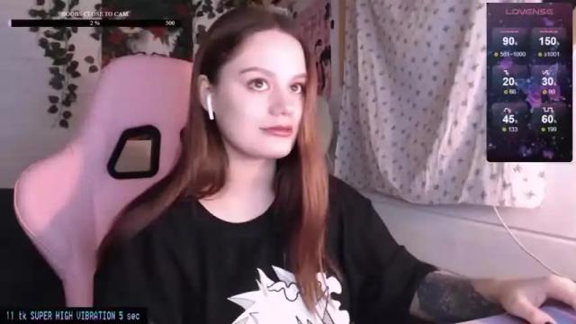 Image 7 of darcyie1ove Stream on Chaturbate on 15 months ago