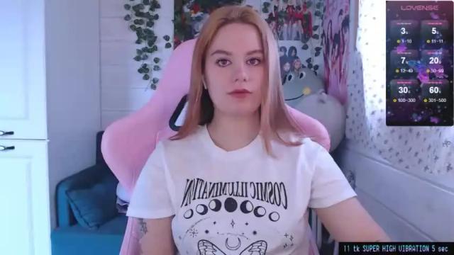 Image 8 of darcyie1ove Stream on Chaturbate on 14 months ago