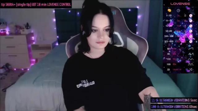 Image 12 of darcyie1ove Stream on Chaturbate on 1 month ago