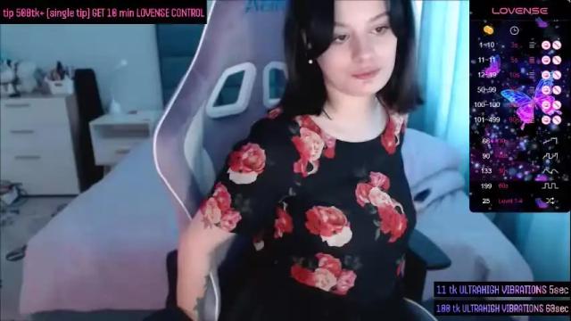 Image 12 of darcyie1ove Stream on Chaturbate on 1 month ago