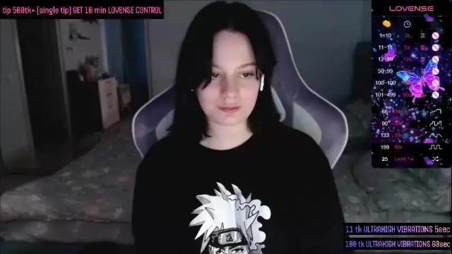 Image 7 of darcyie1ove Stream on Chaturbate on 1 month ago