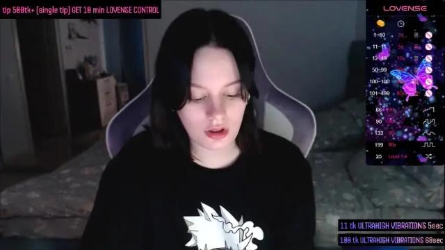 Image 8 of darcyie1ove Stream on Chaturbate on 1 month ago