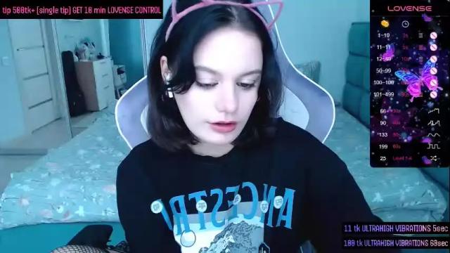 Image 11 of darcyie1ove Stream on Chaturbate on 1 month ago