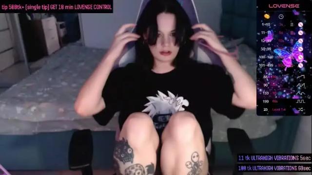 Image 10 of darcyie1ove Stream on Chaturbate on 20 days ago