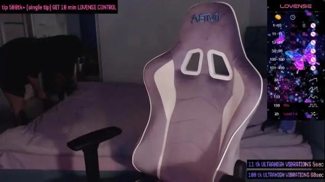 Image 6 of darcyie1ove Stream on Chaturbate on 13 days ago