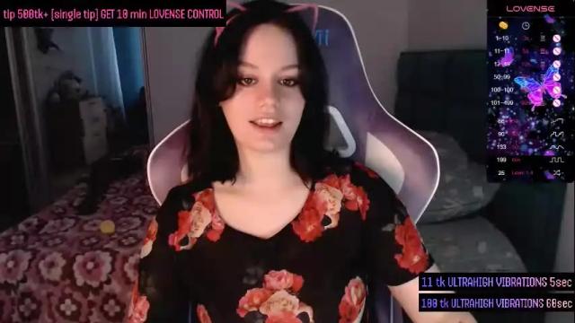 Image 12 of darcyie1ove Stream on Chaturbate on 4 months ago