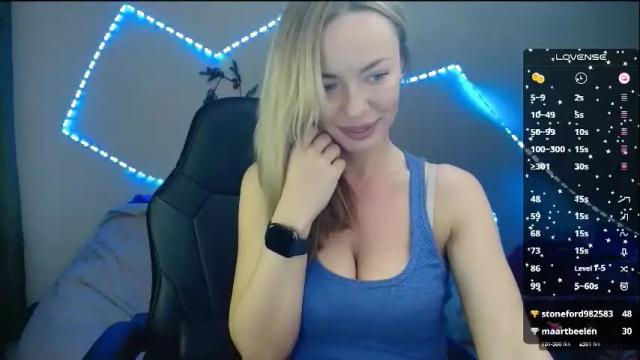 Image 6 of daria_spring Stream on Chaturbate on 1 month ago