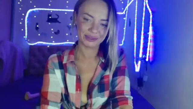 Image 7 of dariabloempje Stream on Chaturbate on 13 months ago