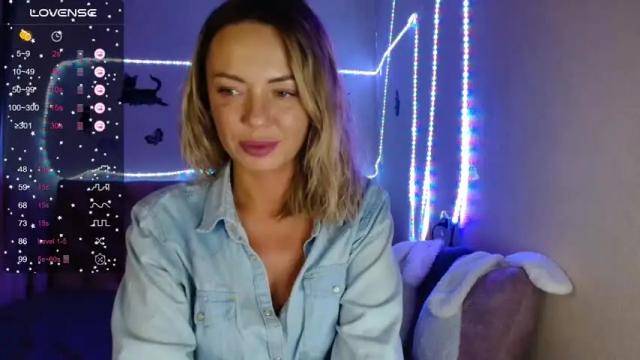Image 2 of dariabloempje Stream on Chaturbate on 13 months ago
