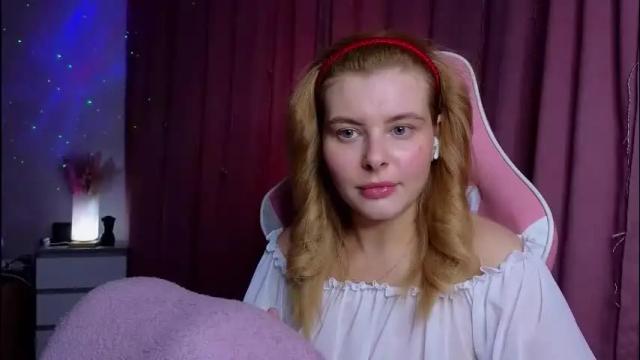 Image 2 of dariapon Stream on Chaturbate on 4 months ago