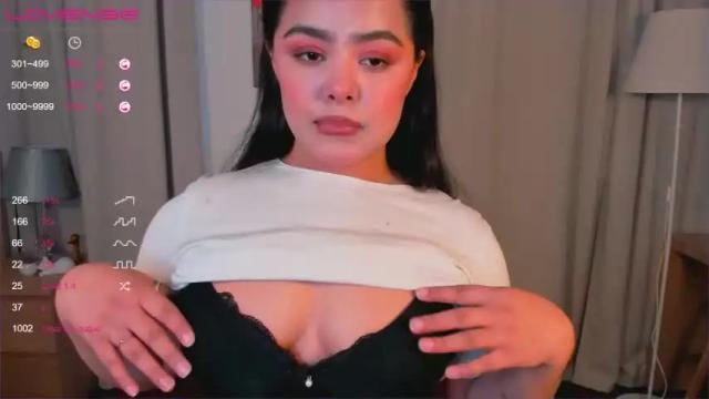 Image 11 of darina_flirt Stream on Chaturbate on 23 months ago