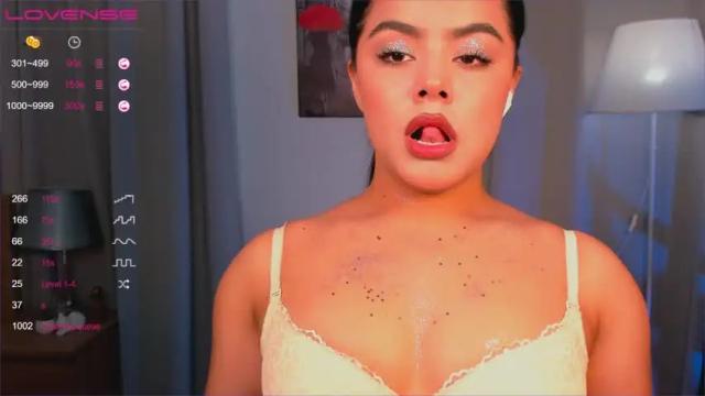 Image 10 of darina_flirt Stream on Chaturbate on 22 months ago
