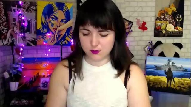 Image 2 of darina_m_ Stream on Chaturbate on 1 month ago