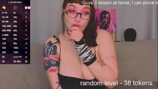 Image 11 of dario_doll_ Stream on Chaturbate on 22 days ago