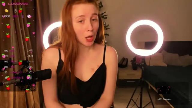 Image 12 of darja_klark Stream on Chaturbate on 17 months ago