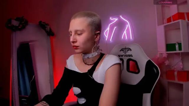 Image 11 of dark_c1eo Stream on Chaturbate on 17 months ago