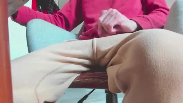Image 6 of dark_greens Stream on Chaturbate on 12 months ago