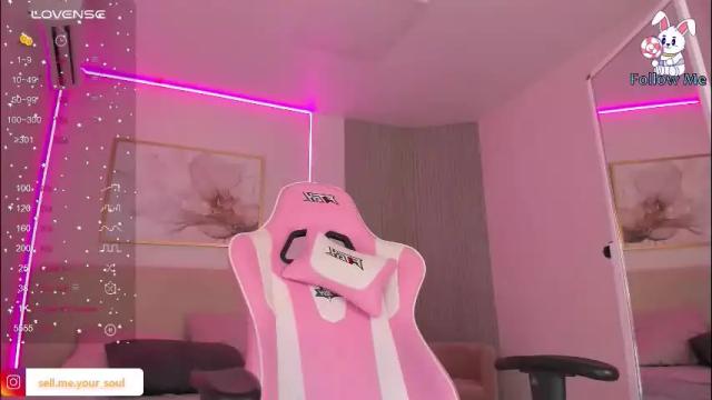 Image 4 of dark_milla Stream on Chaturbate on 2 months ago