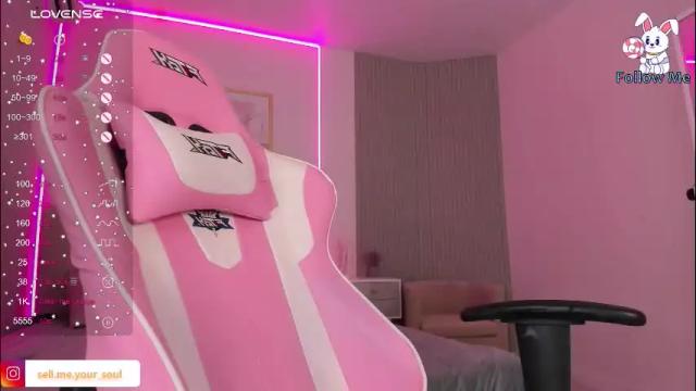 Image 2 of dark_milla Stream on Chaturbate on 1 month ago