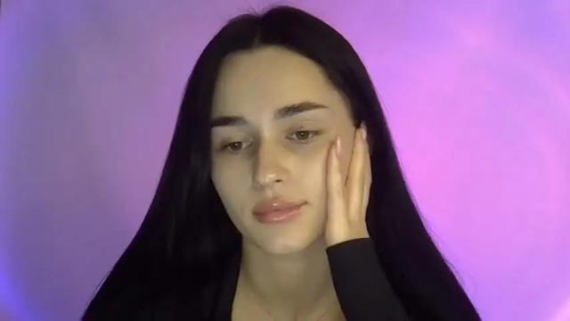 Image 3 of dark_roseee Stream on Chaturbate on 13 months ago