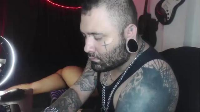 Image 11 of darkclothes Stream on Chaturbate on 28 days ago