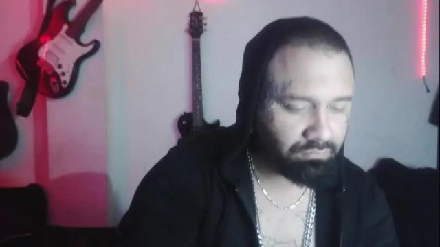 Image 4 of darkclothes Stream on Chaturbate on 6 months ago