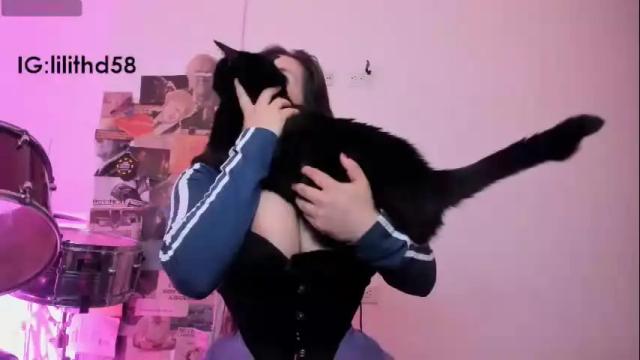 Image 12 of darknes_lilith18 Stream on Chaturbate on 10 days ago