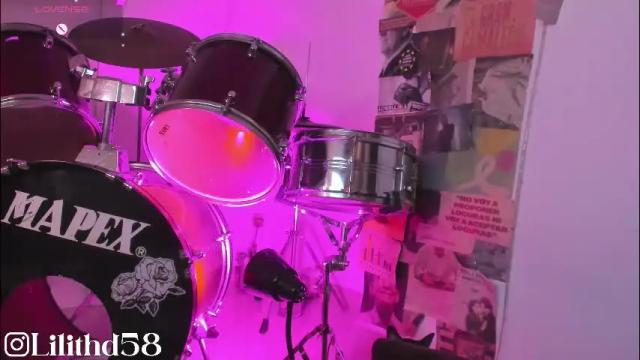 Image 10 of darknes_lilith18 Stream on Chaturbate on 2 months ago