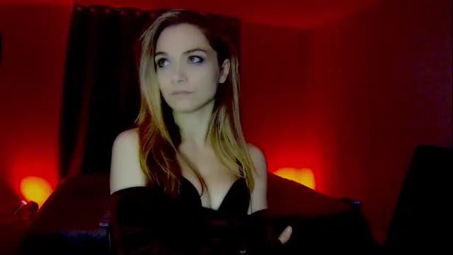 Image 2 of darkskullmistress Stream on Chaturbate on 25 days ago