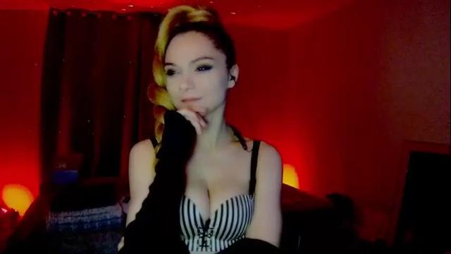 Image 4 of darkskullmistress Stream on Chaturbate on 16 days ago